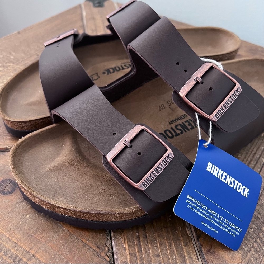Birkenstock NWT Arizona Oiled Leather Sandals (Habana Color - Brown)